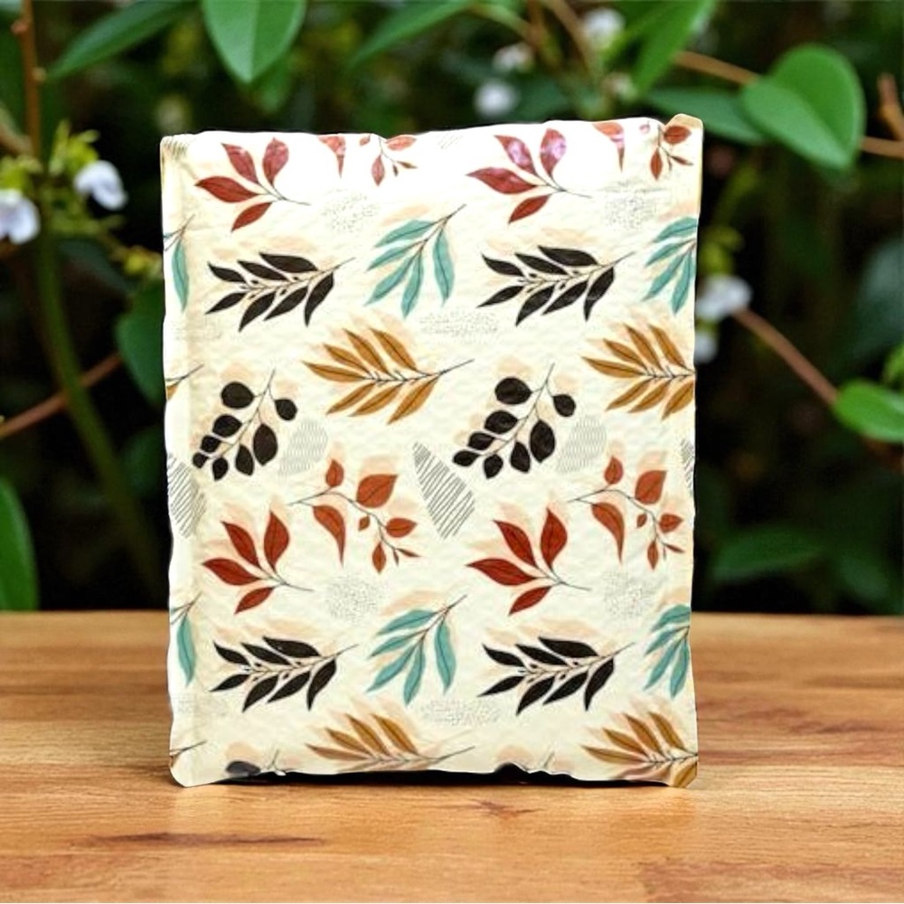 Fall Leaves Bubble Mailers 8.5" x 12" Pack of 10